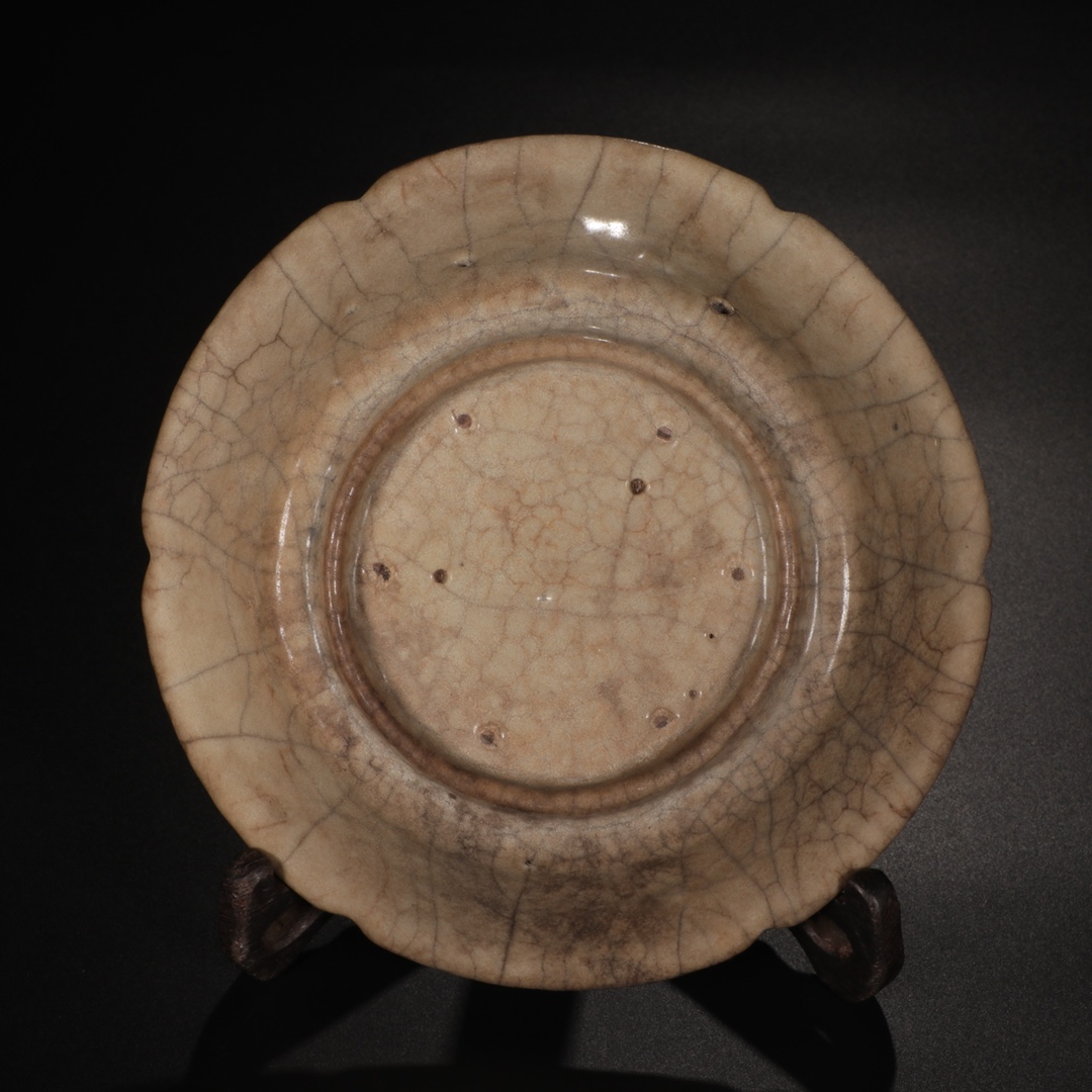 宋代哥窑盘,宋哥窑盘子图片大全