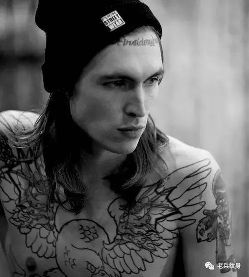 世界第一纹身模特,法国著名纹身模特