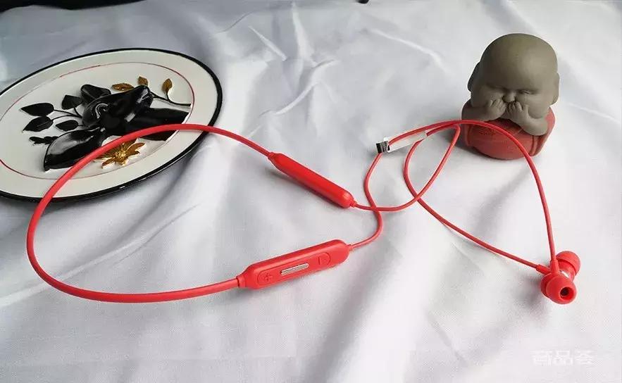 海威特蓝牙耳机什么样是充满电了,海威特i3蓝牙耳机