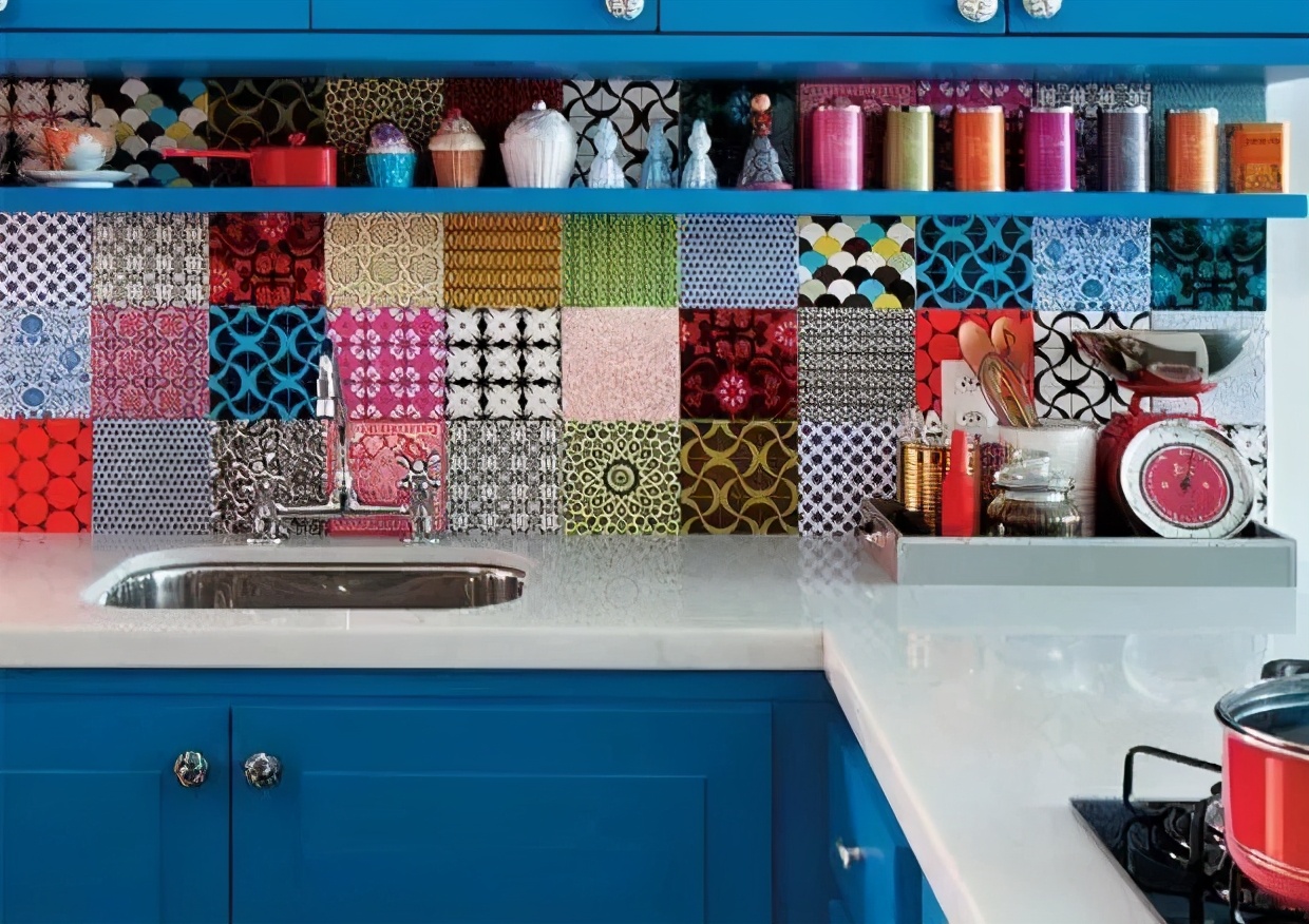 瓷砖通铺怎么搭配最好看,当下实用且流行的瓷砖搭配