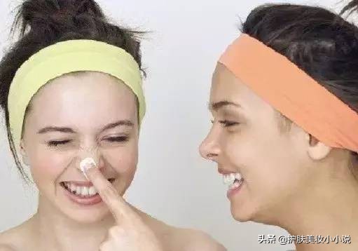 脸蛋油腻、毛孔粗大、鼻子起皮是怎么引起的呢？日常护肤小常识