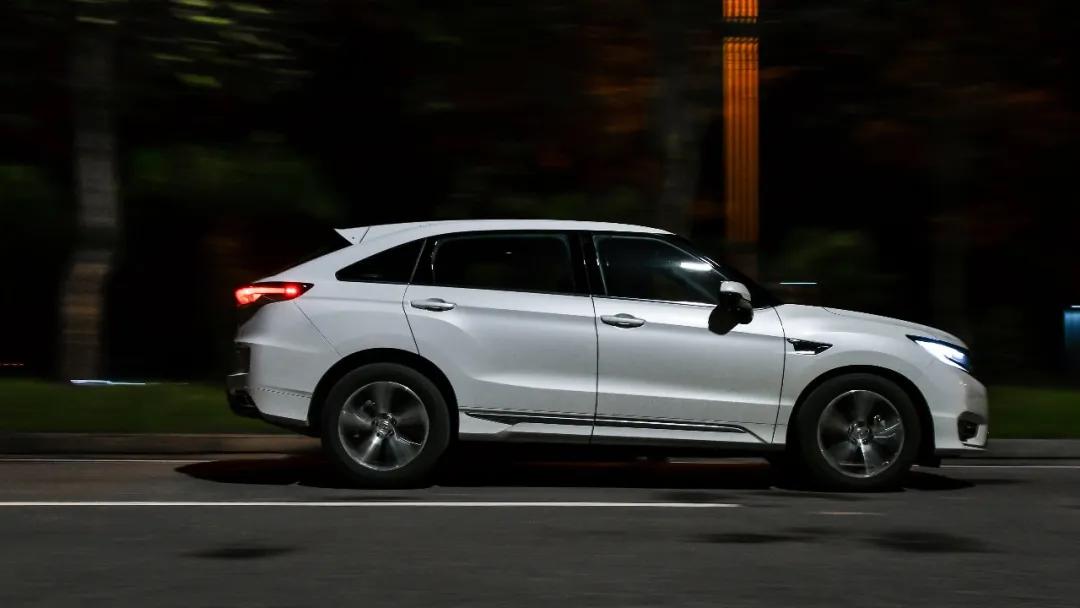 本田ur-v试驾1.5t,本田ur-v空间有多夸张