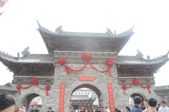 建业公园新郑,郑州建业公园