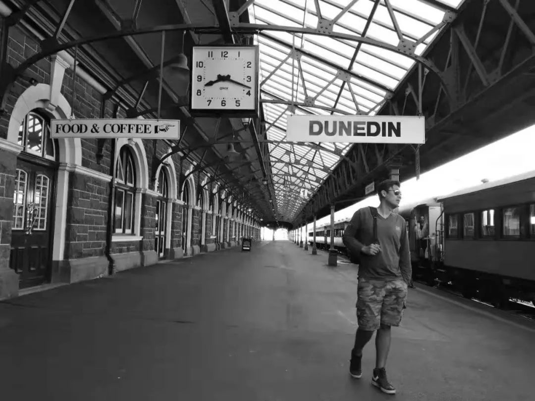 中国小伙去新西兰却横扫对手获得冠军，每份食材在手上都是艺术品