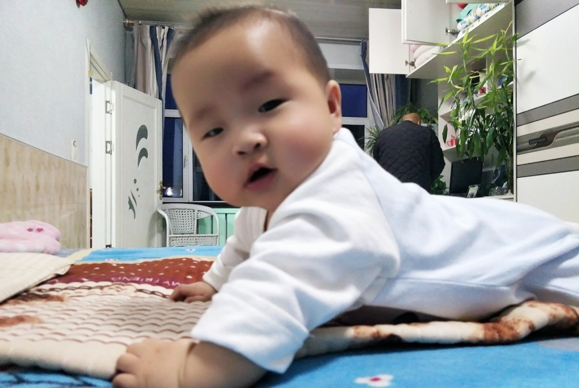 新生儿需要枕头吗头型睡得不好看,新生儿需不需要睡米枕头