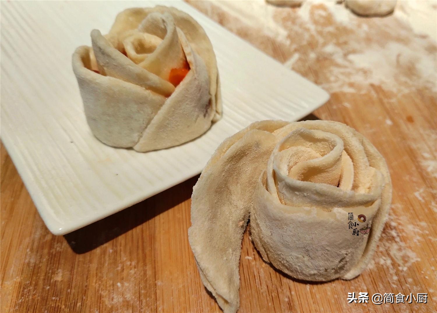 饺子皮玫瑰花做法视频教程全集,饺子皮玫瑰花的做法大全