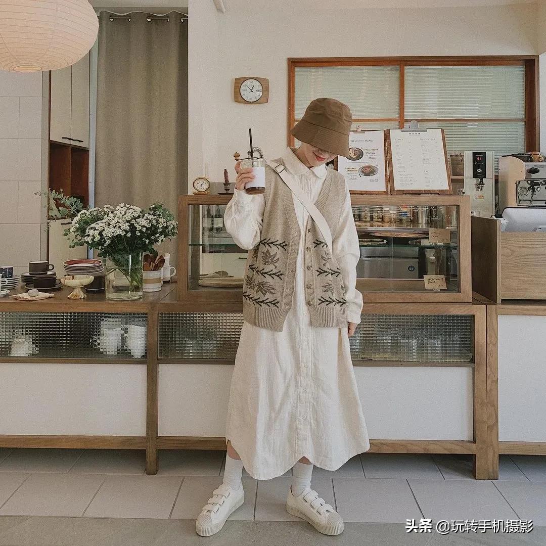 单手捂脸拍照姿势女生,女生自拍姿势单手