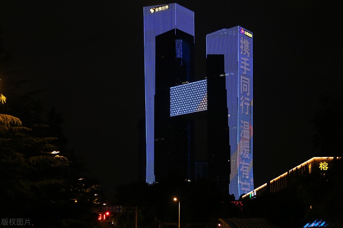 南京医科大医院和鼓楼医院哪个好,南京军区总医院各科专家