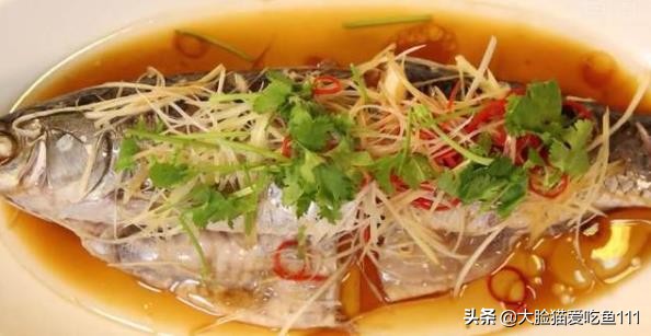 清蒸草鱼最好吃的做法和步骤,怎么做清蒸草鱼又好吃又简单