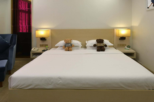 出去旅游可以住洗浴中心吗,外出游玩为何不选洗浴中心