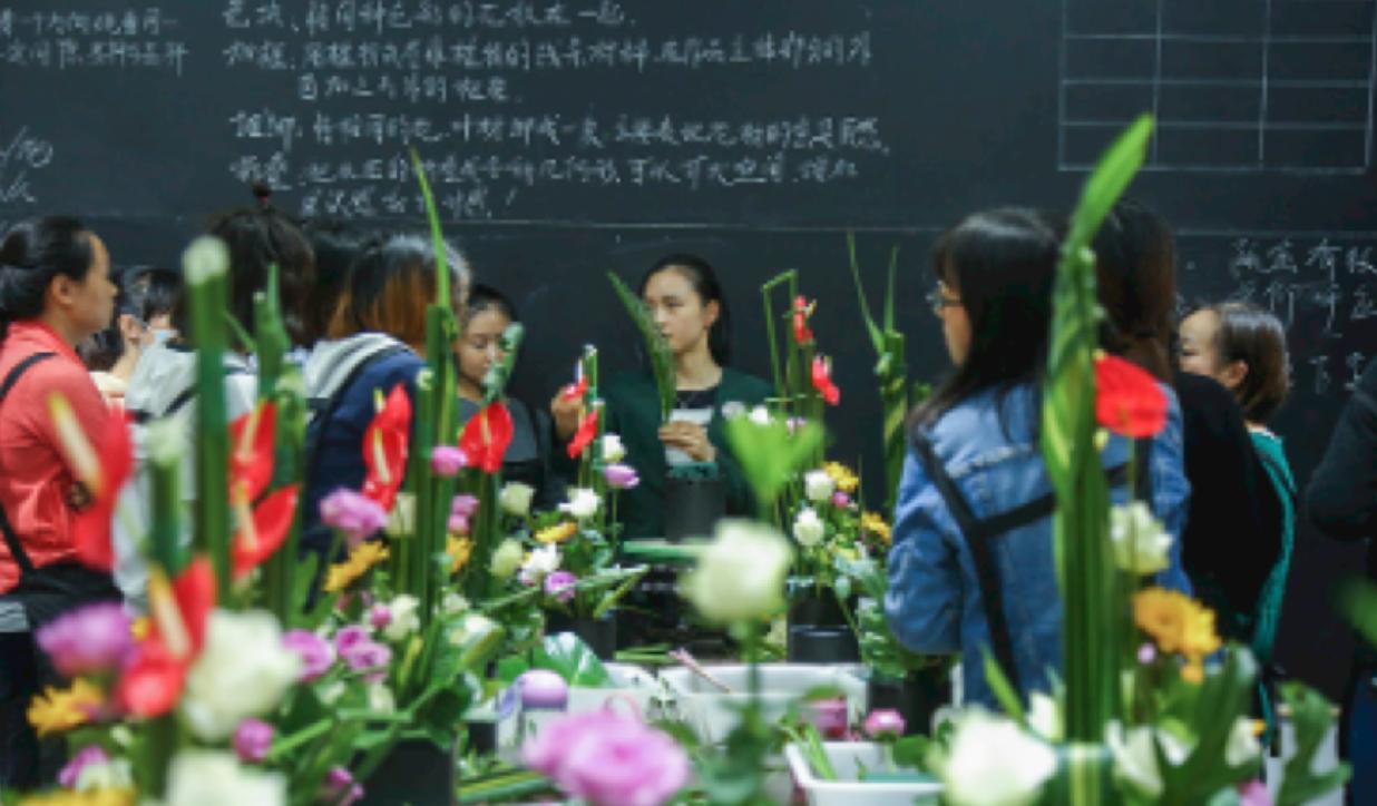 成都正宗韩式花艺学习,花艺学习成都速成