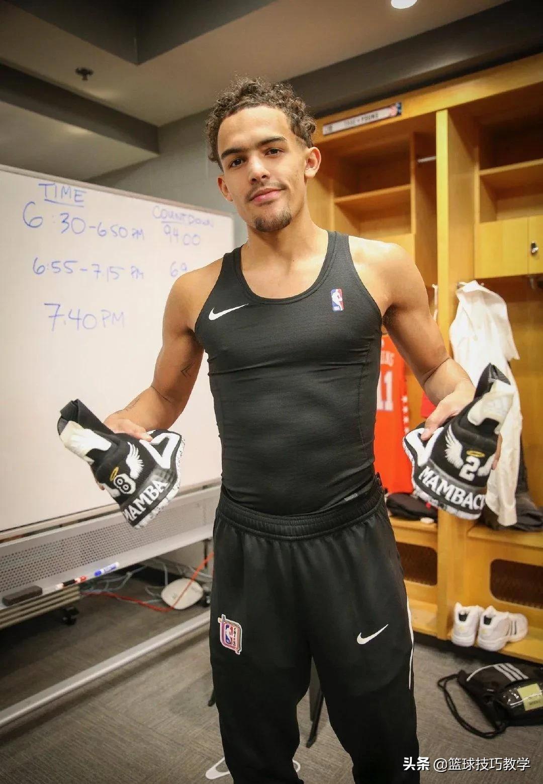 威少篮球鞋多少钱一双,威少球鞋哪代性价比高