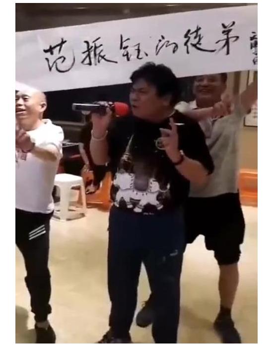 高峰聊天记录被曝，刘春山视频被挖，不认师弟背后有难言之隐？