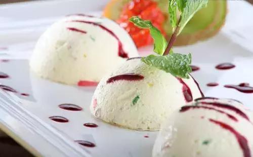 奈雪星巴克瑞幸喜茶,星巴克还是奈雪的茶多