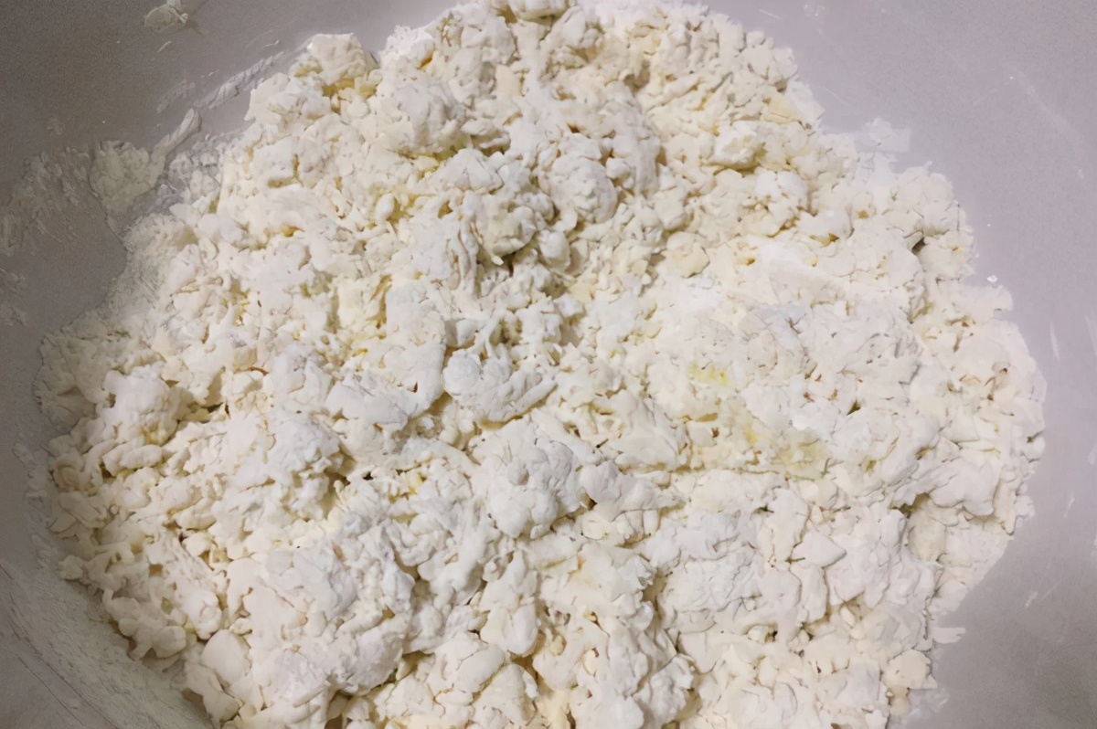 手擀面为啥一煮就折了,手擀面一煮就糊是怎么回事