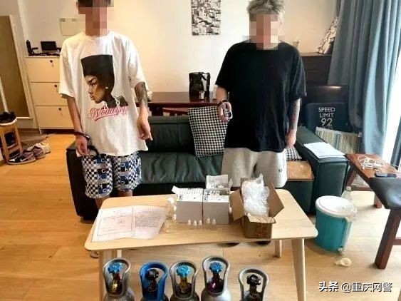 把*品毒**包装后,他们交给跑腿、闪送、“野的”司机运送,已抓捕!