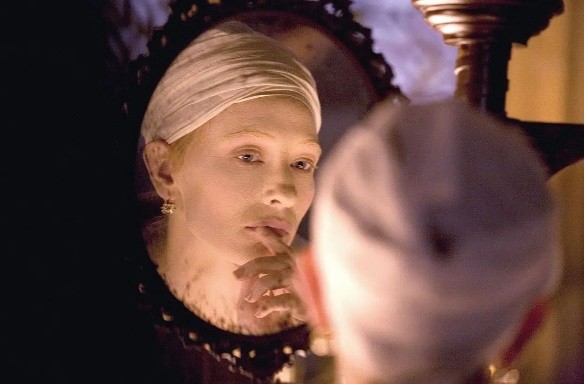 伊丽莎白一世时期服饰风格,伊丽莎白一世平胸礼服