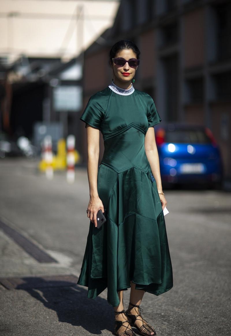 欧美风穿搭街拍高跟凉鞋,罗马凉鞋夏日必备通勤凉鞋