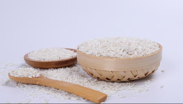 魏无羡做的糯米粥给谁喝,魏无羡让众人喝糯米粥