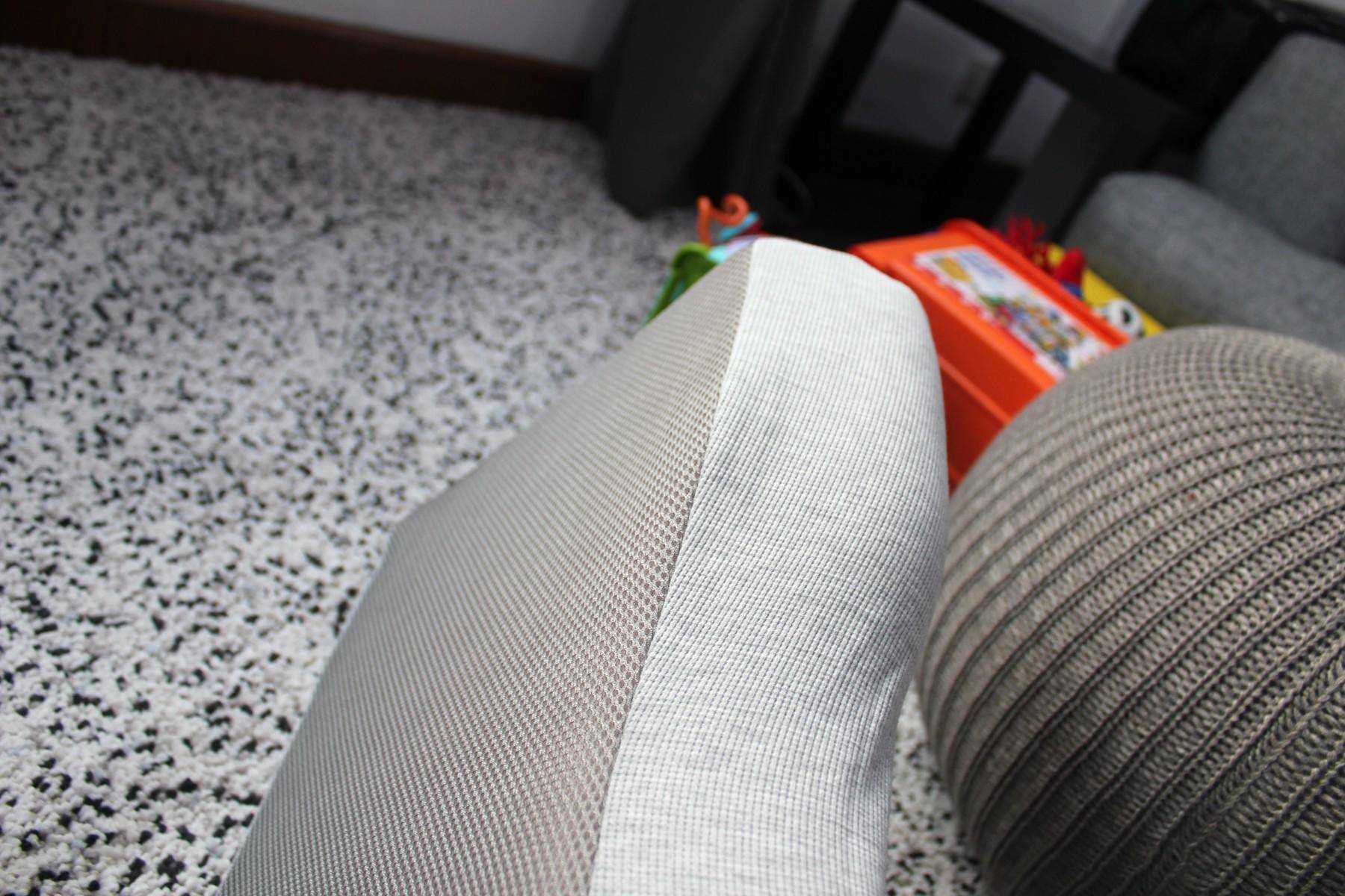 乳胶和太空记忆棉枕头哪个好,记忆棉波浪枕头真实测评