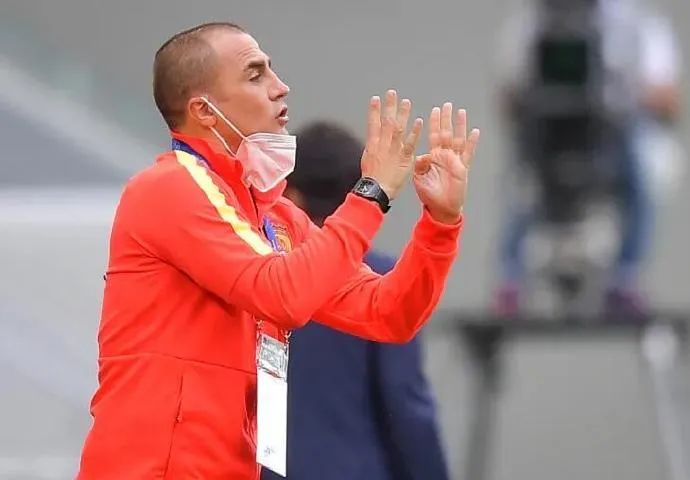 本泽马外号笨马,逗妹吐槽最新