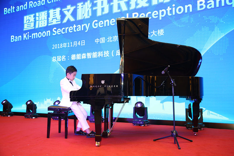 中国魔指精灵,联合国主席潘基文