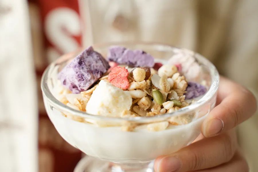 被薇娅直播间榨干零食预算后,写出了这篇测评报告(上)