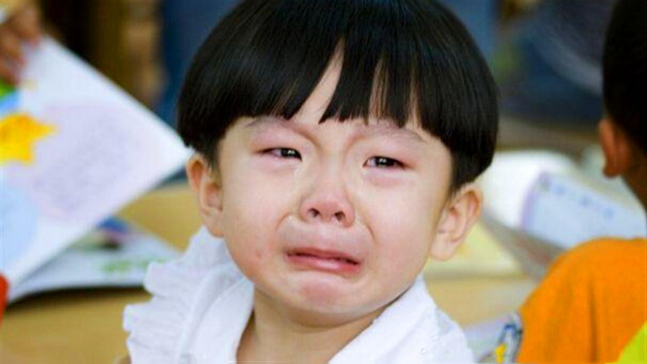 我太难了！睾爸爸为双胞胎女儿名字发愁，妈妈取名让网友点赞