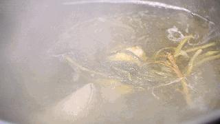 面馆现炒浇头做法,苏州鳝鱼拌面龙须面