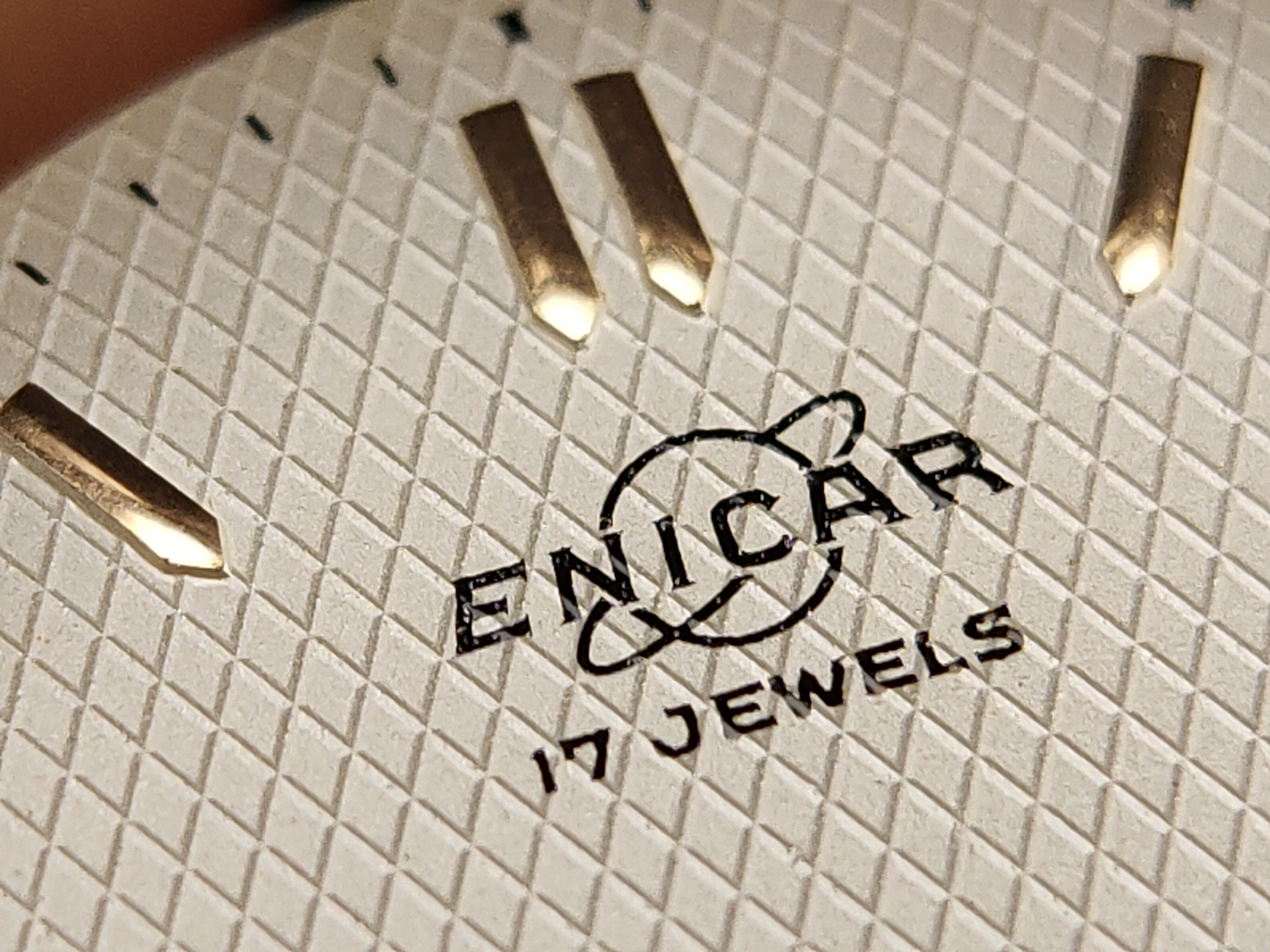 英纳格老表2846价值多少,英纳格老表汇总