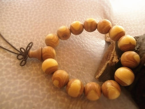 不怕水的文玩木质手串,有什么木质不怕汗文玩手串