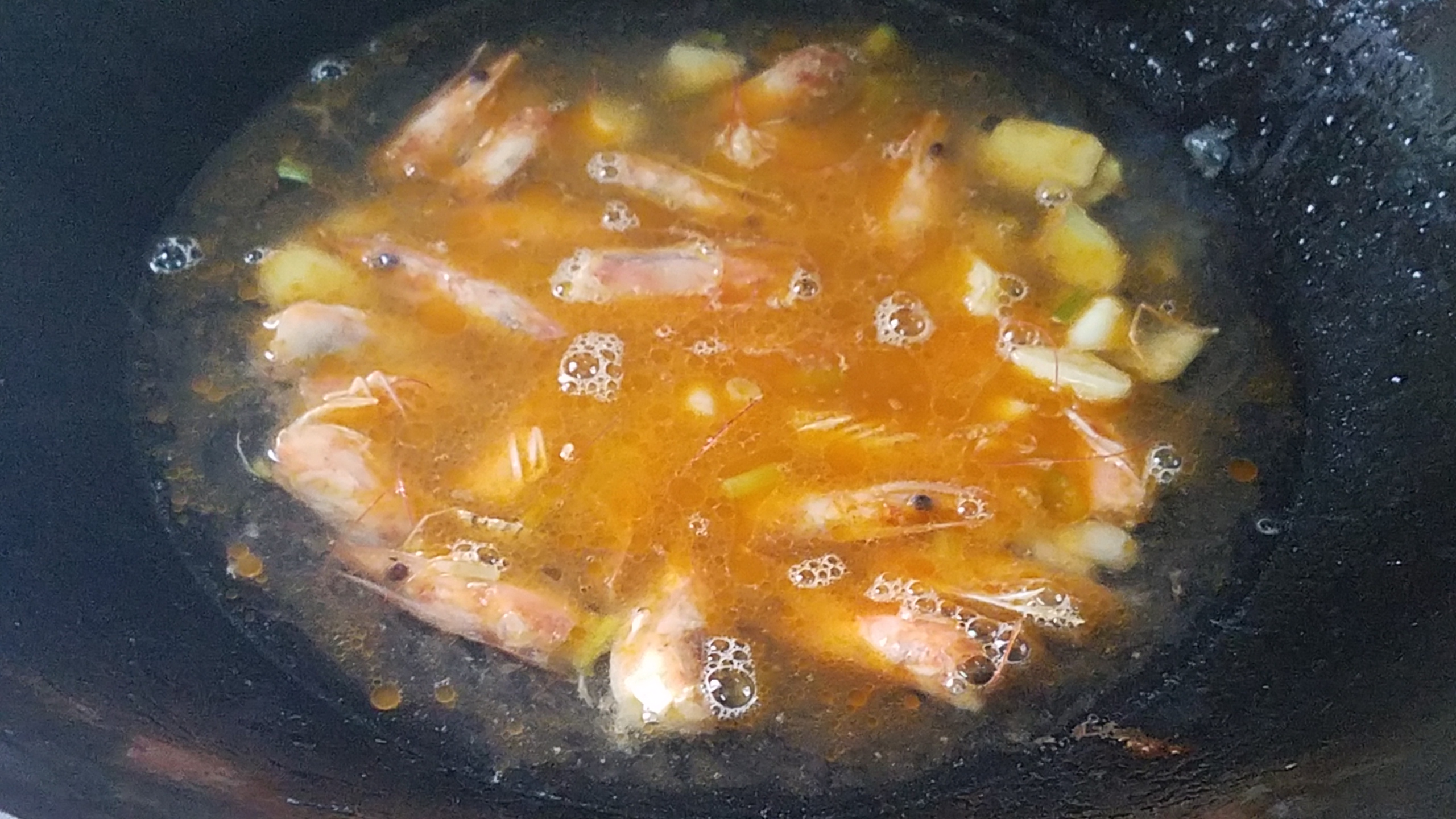 老东北美食虾仁豆腐家常做法,营养十足美味十足的虾仁豆腐