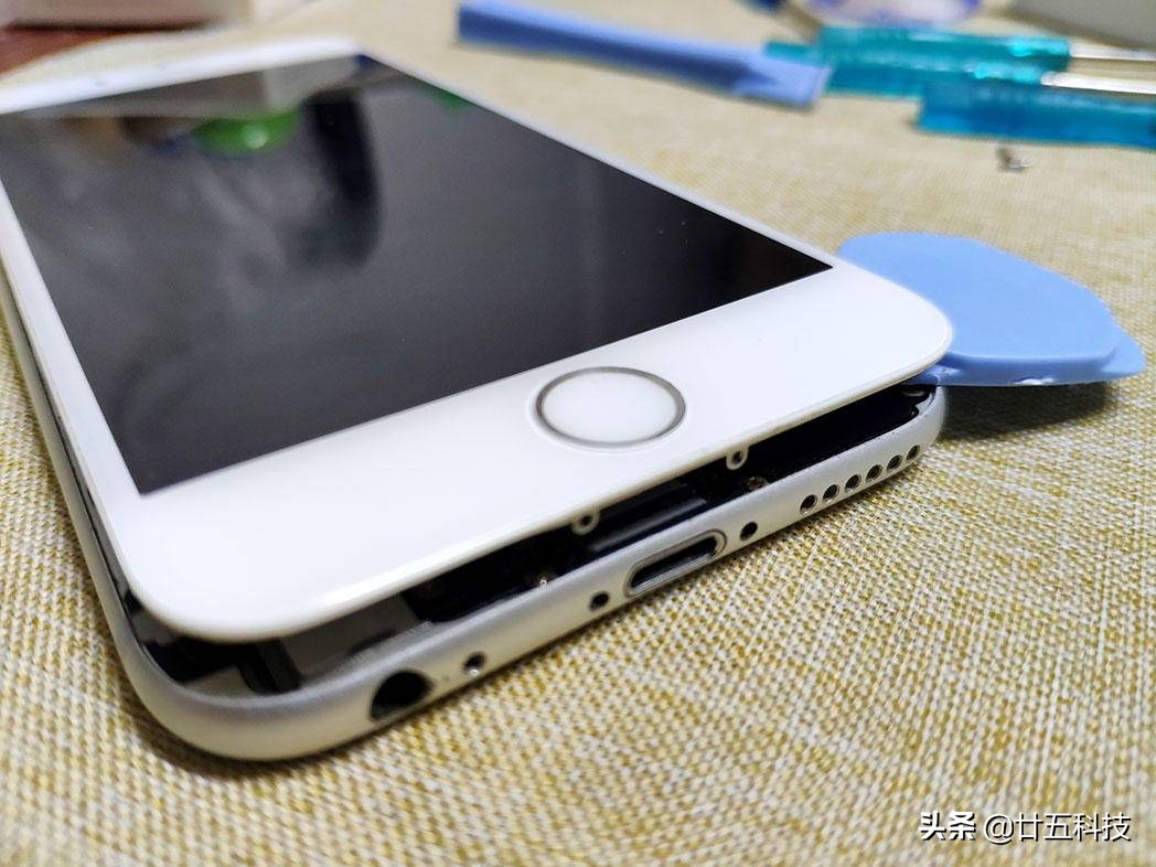 苹果手机换的电池掉电快怎么办,苹果手机掉电快是不是要换电池了