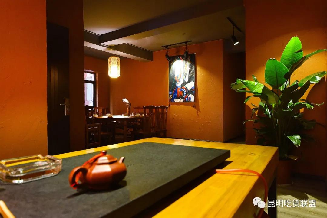 昆明藏在巷子里的酸汤火锅,昆明酸汤火锅