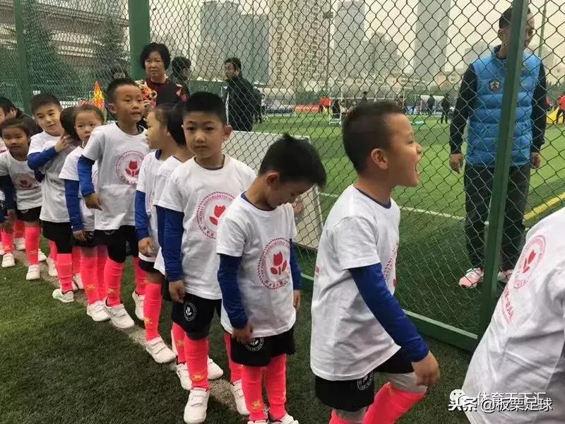 当球童的一天,当足球球童