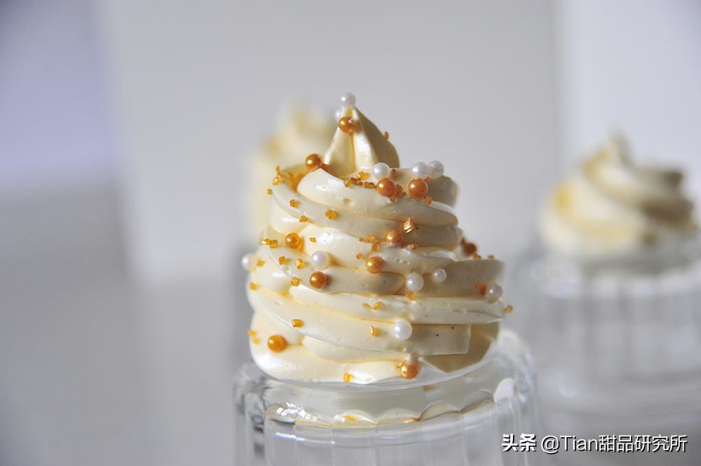 最简单的奶油霜,超详细的奶油霜