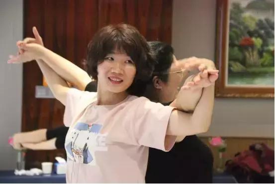 身心之恋，穿越人海拥抱你——国际治疗大师Zvika舞动治疗工作坊