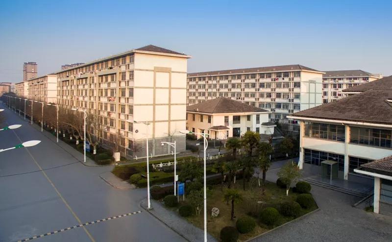 南京邮电大学通达学院18届,江苏扬州南京邮电大学通达学院