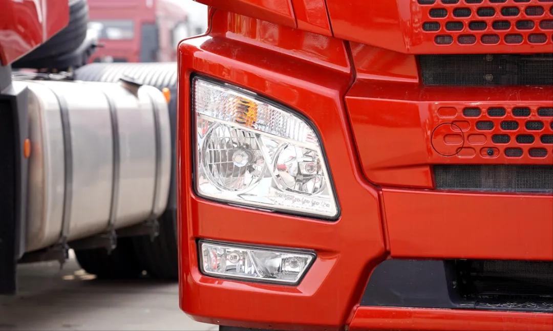 解放jh6卓越版自动挡国六牵引车,解放jh6牵引车卓越版国六自动挡