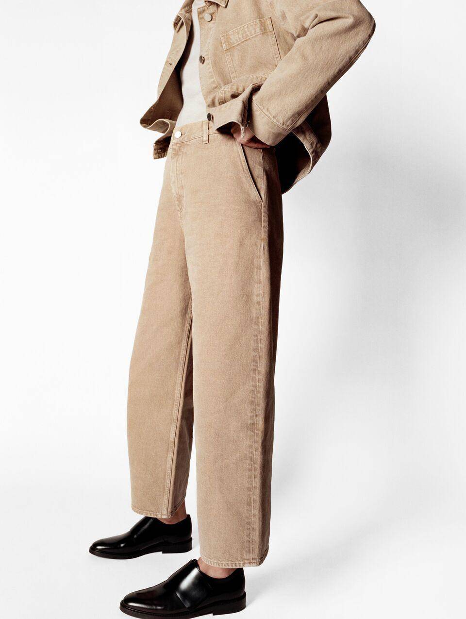 修身牛仔裤也能穿出性感气质,什么款式的牛仔裤又潮又好