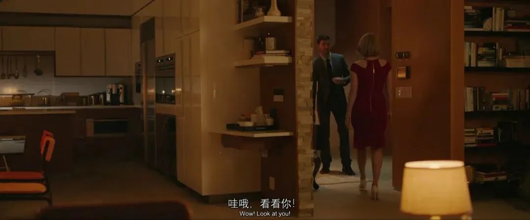 女子吃下特殊东西获得能力,女主吞食异物的电影