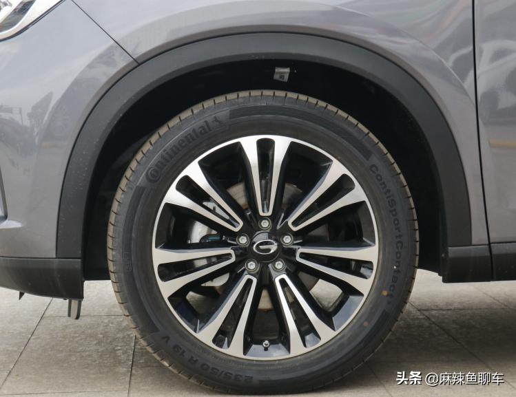 「辣评传祺GS5」只两个气囊，1.5T动力不足，很帅卖得很惨