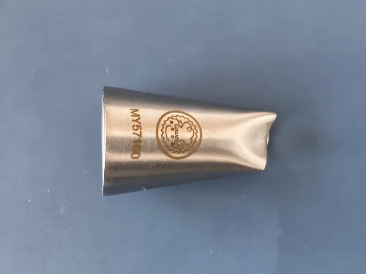 没有裱花袋裱花嘴泡芙奶油怎么挤,奶油裱花嘴怎么自做