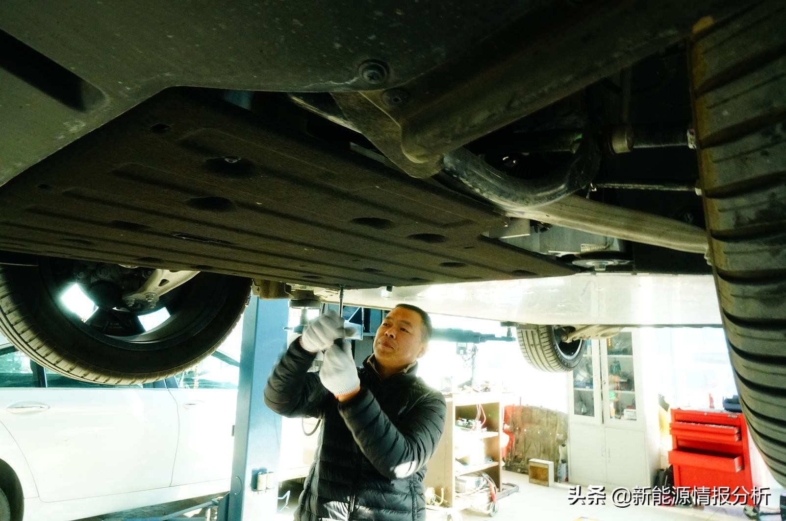 arcfox极狐hud测试,arcfox极狐at试驾