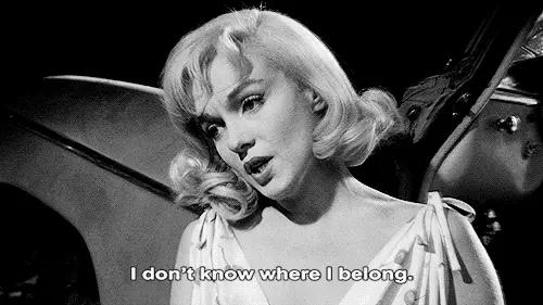 《不合时宜的人》充满了死亡的味道梦露拍摄现场虐待电影皇帝