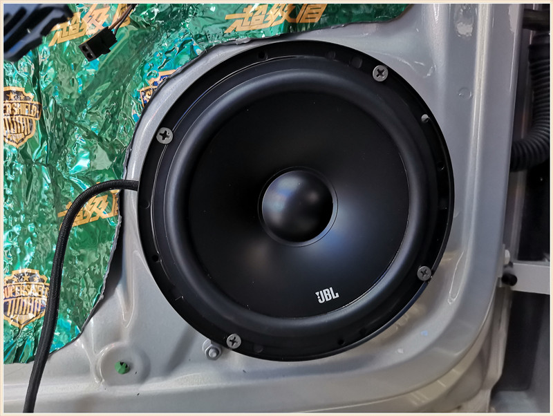 大众朗逸音响改装信阳,朗逸音响改装方案贵阳