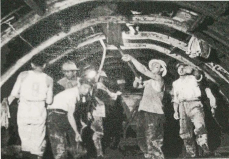 中国女兵讲历史视频,女兵讲述军人故事