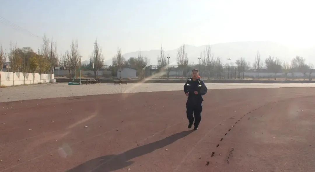 我的入*党**故事丨换装不换本色，改制不改初心——沈国江