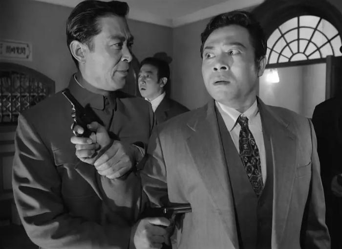 华语十大谍战片,李克农促成经典,其中一部是《无间道》的老祖宗