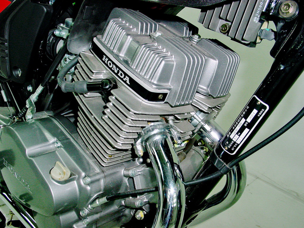 老嘉陵本田cb125的参数,嘉陵本田大鲨125